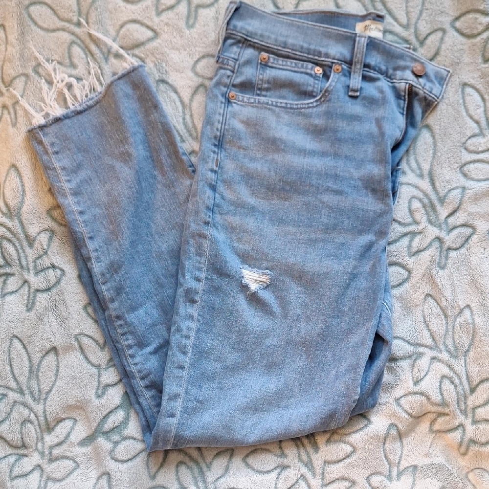 Classic Blue Distressed Women Jeans